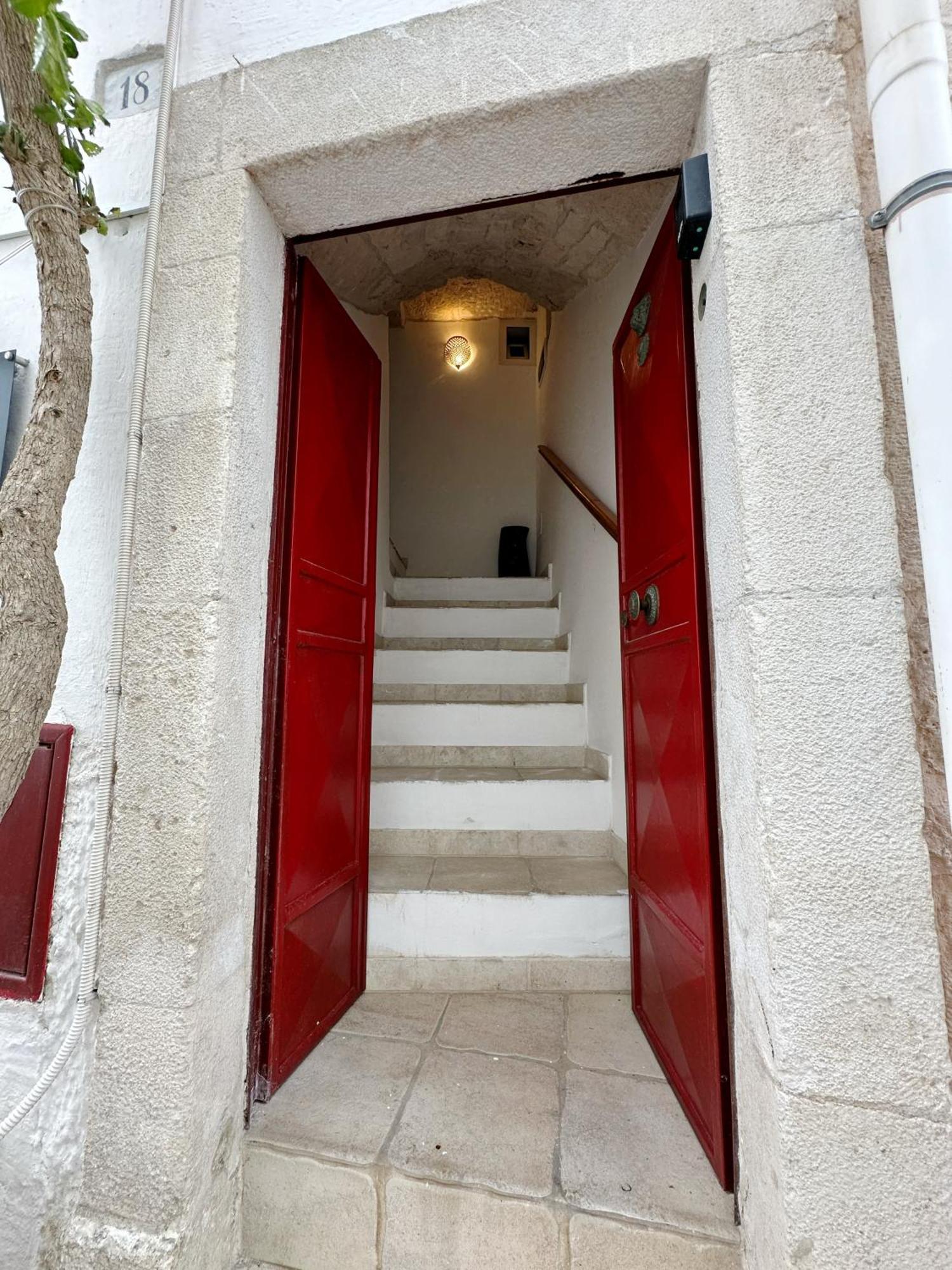 Angolo Vista Mare Ostuni Bagian luar foto